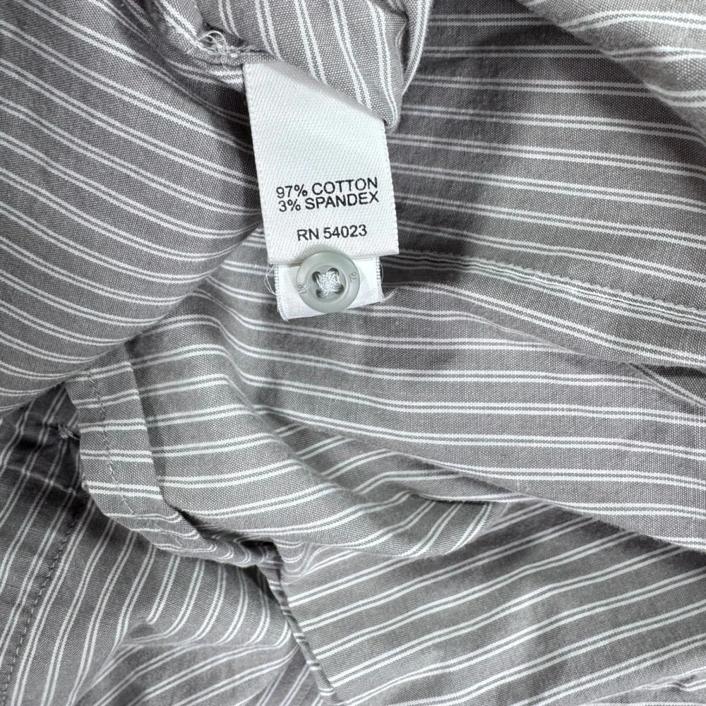Banana Republic  Mens L Tall Gray Pinstripe Button Down Shirt Long Sleeve Pocket